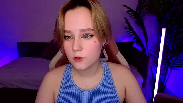 Ellie Heavenly online show from 02/12/26, 08:20