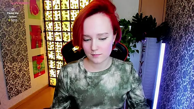 Ellie Heavenly online show from 04/08/26, 08:36