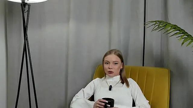 Snapshot of YenKaltenbach chatting on 01/15/26, 08:30 YenKaltenbach online show from 01/15/26, 08:30