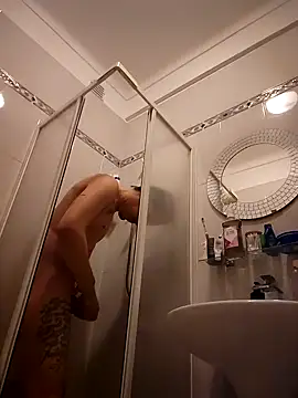 Snapshot of rodrigovianacastelo chatting on 01/14/26, 12:33 rodrigovianacastelo online show from 01/14/26, 12:33