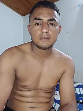 Snapshot of knox_zeque chatting on 06/04/26, 03:07 knox zeque online show from 06/04/26, 03:07