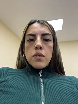 Paulinaa bella online show from 03/04/26, 01:00