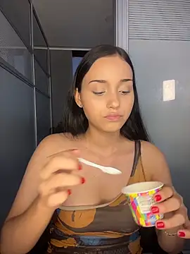 Snapshot of xXxSamantha__ chatting on 02/24/26, 10:52 xXxSamantha online show from 02/24/26, 10:52