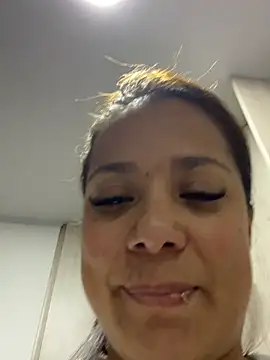 Pretty  Milf online show from 03/31/26, 10:43