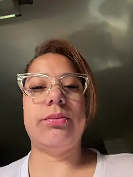 Pretty  Milf online show from 07/11/26, 09:56