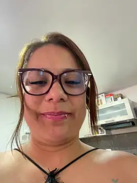 Pretty  Milf online show from 07/16/26, 06:47