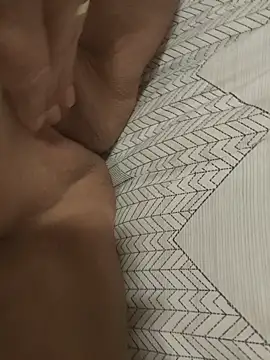 Snapshot of Karine0806 chatting on 02/15/26, 03:03 Karine0806 online show from 02/15/26, 03:03