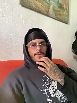 liyamjunior online show from 02/10/26, 04:11