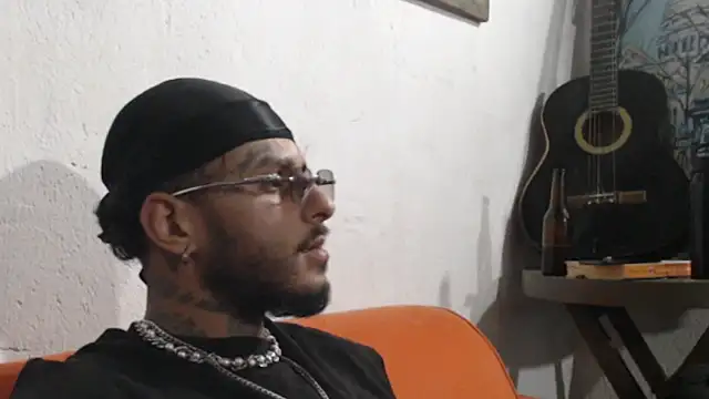 liyamjunior online show from 02/16/26, 05:58