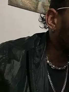 liyamjunior online show from 02/25/26, 05:39