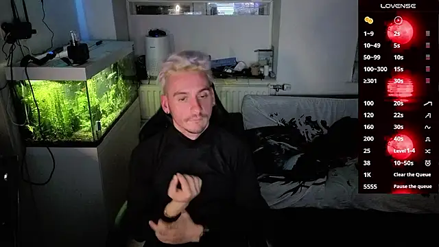 Rayzel White online show from 03/12/26, 10:38