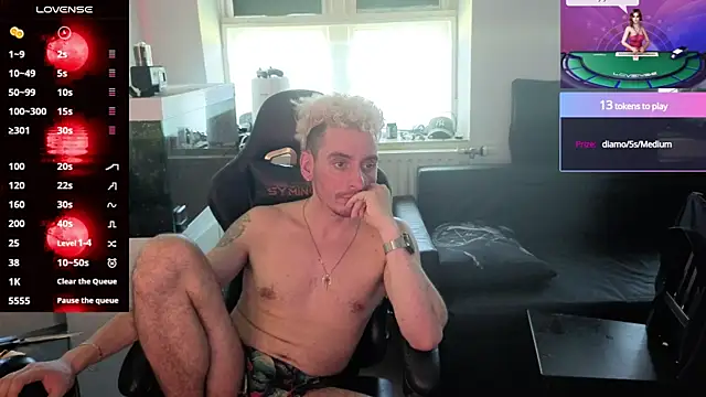 Rayzel White online show from 06/21/26, 02:08