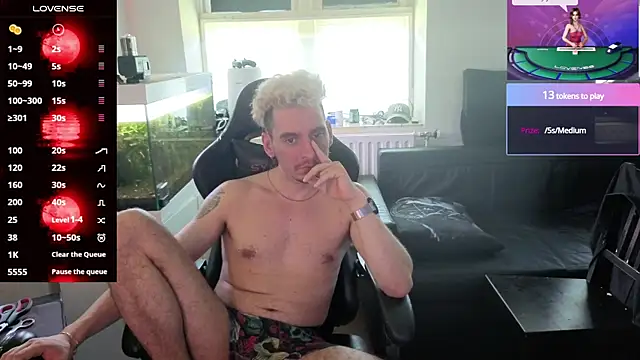 Rayzel White online show from 06/22/26, 12:02