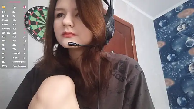 Snapshot of GameToiler chatting on 04/22/26, 08:17 GameToiler online show from 04/22/26, 08:17