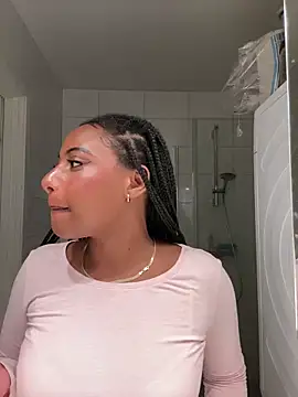 xo steffyxo 4 online show from 03/31/26, 07:36