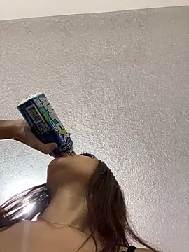 ivy-777 online show from 04/18/26, 01:09