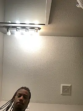 Snapshot of Grim777Hollow chatting on 02/02/26, 10:47 Grim777Hollow online show from 02/02/26, 10:47