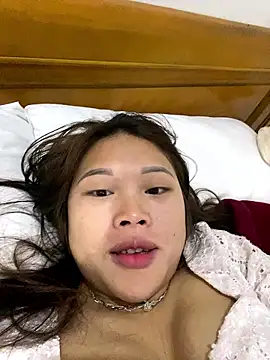 Emxinh123cute online show from 01/15/26, 03:22