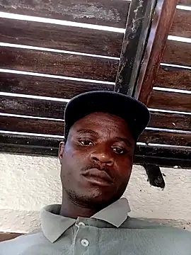 Snapshot of dicklife3485 chatting on 02/13/26, 09:05 dicklife3485 online show from 02/13/26, 09:05