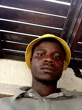 Snapshot of dicklife3485 chatting on 02/20/26, 08:27 dicklife3485 online show from 02/20/26, 08:27