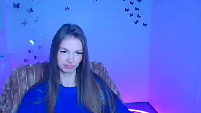 Snapshot of Lina_Loveuu chatting on 02/13/26, 12:34 Lina Loveuu online show from 02/13/26, 12:34