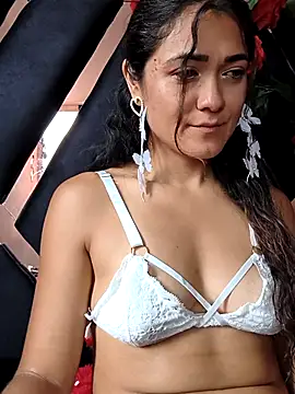 Snapshot of Freyarosse chatting on 02/17/26, 09:10 Freyarosse online show from 02/17/26, 09:10