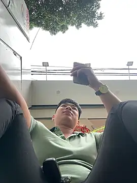 Snapshot of nmducnb chatting on 02/24/26, 06:44 nmducnb online show from 02/24/26, 06:44