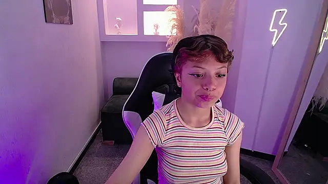 melodyy as online show from 01/16/26, 01:59