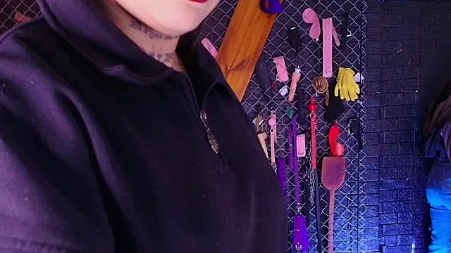 Miss Juliett bdsm online show from 05/04/26, 02:13