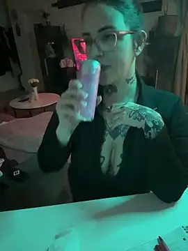 NyxTattoo online show from 02/19/26, 06:37