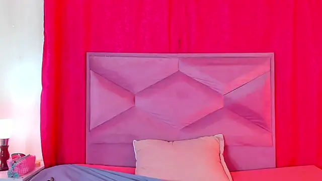 Snapshot of AleSweet chatting on 02/12/26, 12:22 AleSweet online show from 02/12/26, 12:22