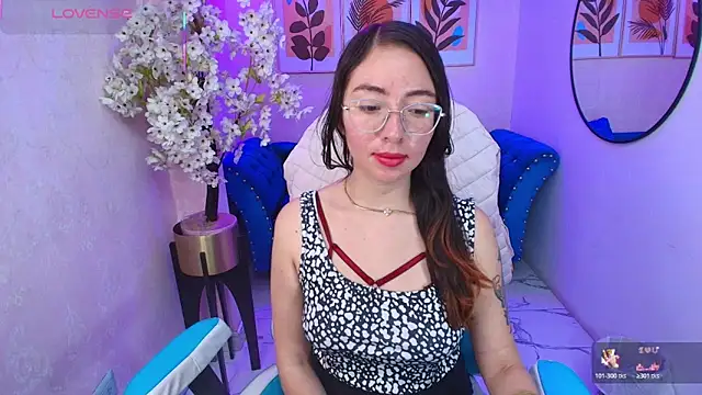 Veronica miiller online show from 04/25/26, 07:00