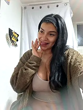 Snapshot of Scarlett_Hot69 chatting on 07/22/26, 07:44 Scarlett Hot69 online show from 07/22/26, 07:44