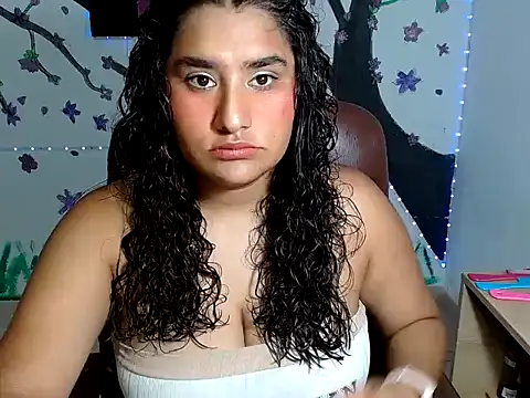 Im May  online show from 02/06/26, 05:38