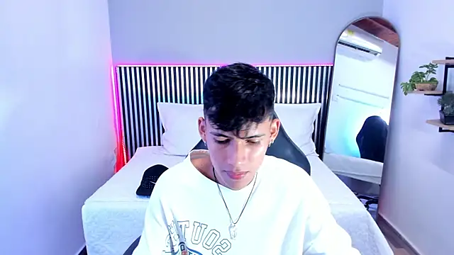 Snapshot of Astaroth_Grigori chatting on 02/04/26, 06:58 Astaroth Grigori online show from 02/04/26, 06:58