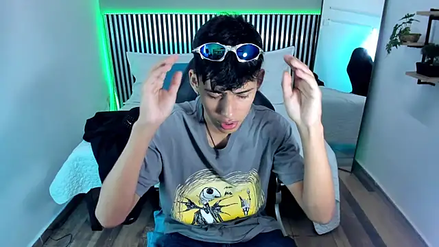 Snapshot of Astaroth_Grigori chatting on 02/16/26, 06:15 Astaroth Grigori online show from 02/16/26, 06:15