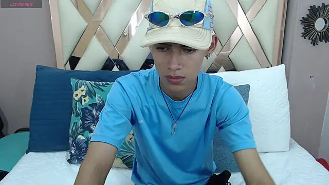 Snapshot of Astaroth_Grigori chatting on 02/27/26, 07:25 Astaroth Grigori online show from 02/27/26, 07:25