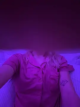 SexySkiBunny online show from 01/14/26, 06:30