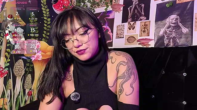 victoriia thompson online show from 03/02/26, 08:37