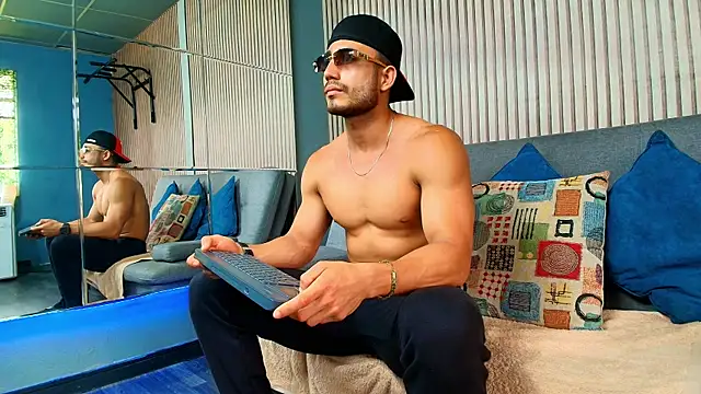 Vans Ross online show from 03/31/26, 07:25