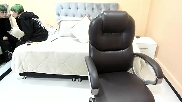 Snapshot of Bela_Craxkerr chatting on 03/01/26, 12:07 Bela Craxkerr online show from 03/01/26, 12:07