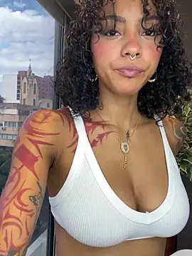 LizStorm  online show from 05/27/26, 01:08