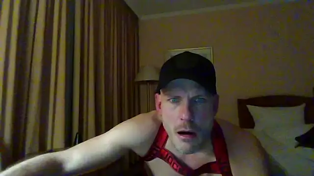 Pure pleasure90 online show from 02/04/26, 10:47