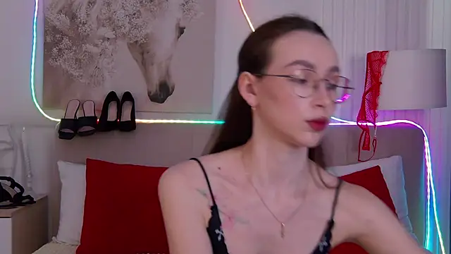 Emily Simon online show from 03/29/26, 05:07