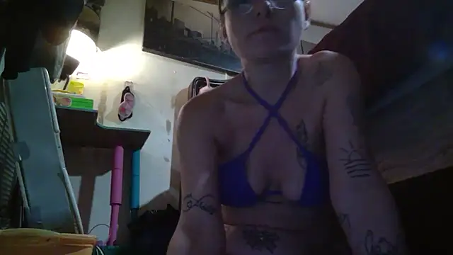 Snapshot of Tastybabe22 chatting on 07/29/26, 01:37 Tastybabe22 online show from 07/29/26, 01:37