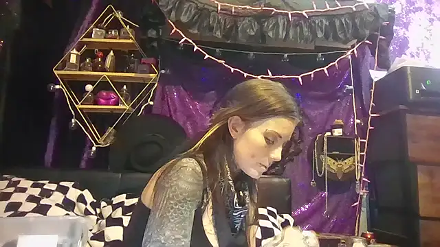 allymoon1369 online show from 04/18/26, 07:07