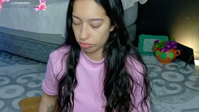 Noaah25  online show from 04/19/26, 03:28