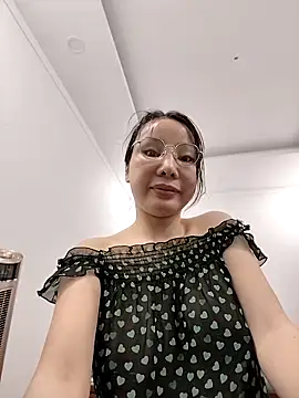 Famrita online show from 05/12/26, 02:41
