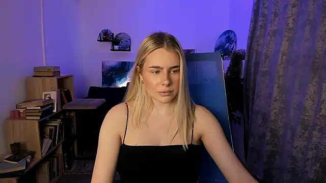 Snapshot of MiaMorse chatting on 02/05/26, 08:41 MiaMorse online show from 02/05/26, 08:41