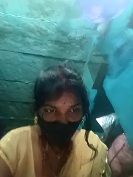 Snapshot of priyasharma899 chatting on 02/15/26, 07:38 priyasharma899 online show from 02/15/26, 07:38